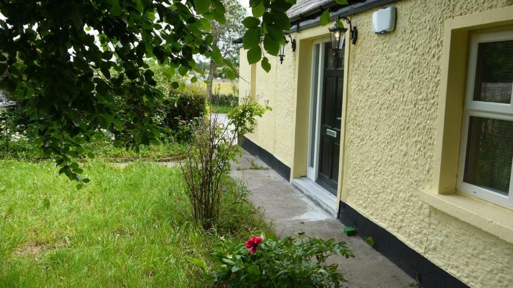 Cutteen Cottage Tulla 외부 사진